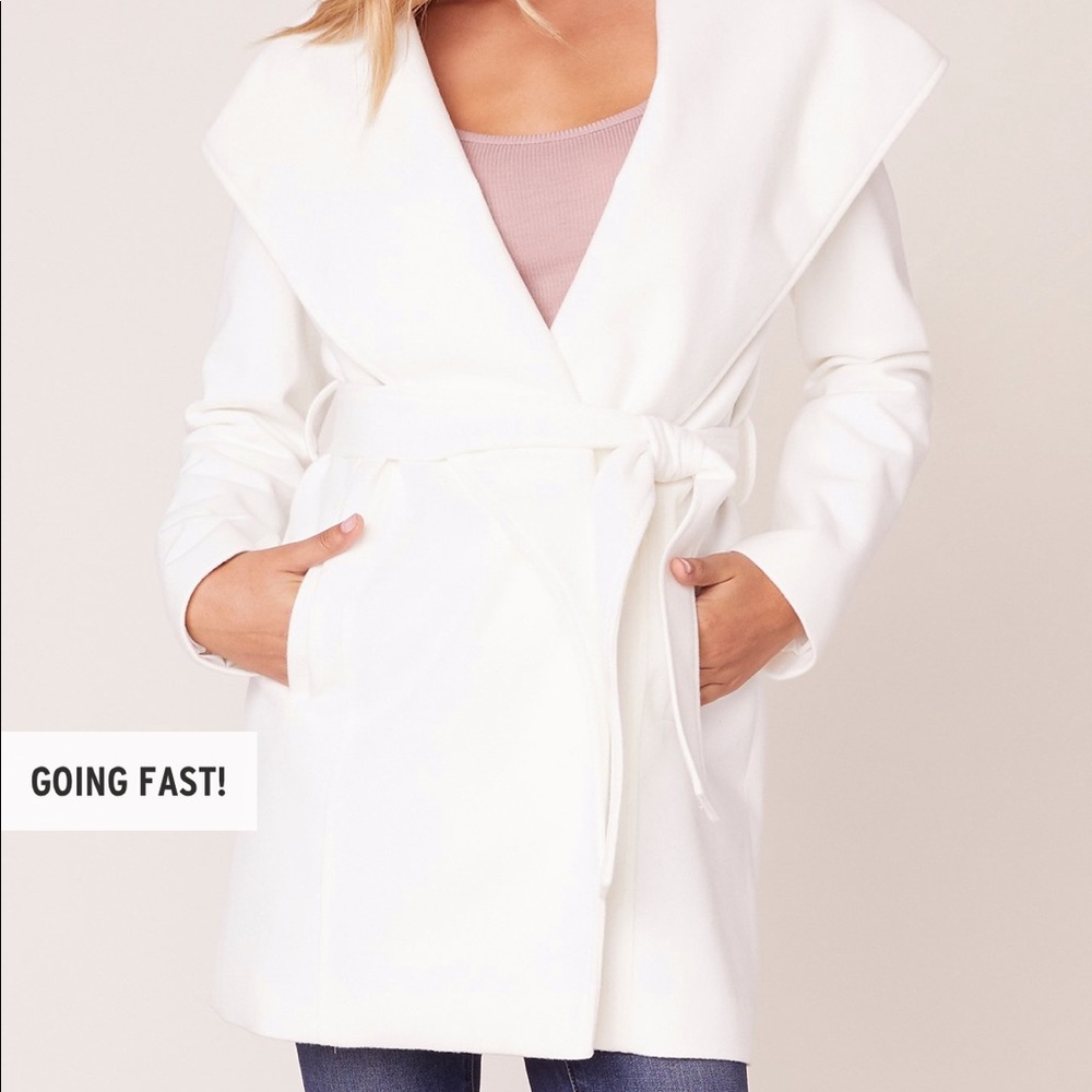 JACK - BB Dakota Take Cover Hooded Wrap